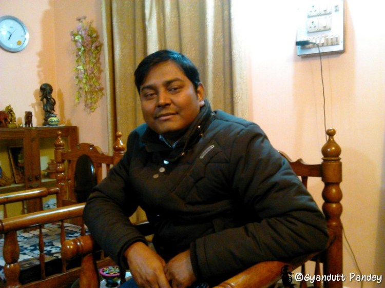 गौरव श्रीवास्तव। हमारे ड्राइंग रूम में। 