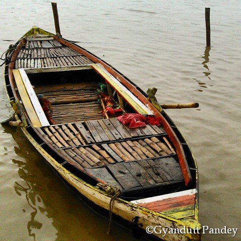 सम्पत की नाव 
