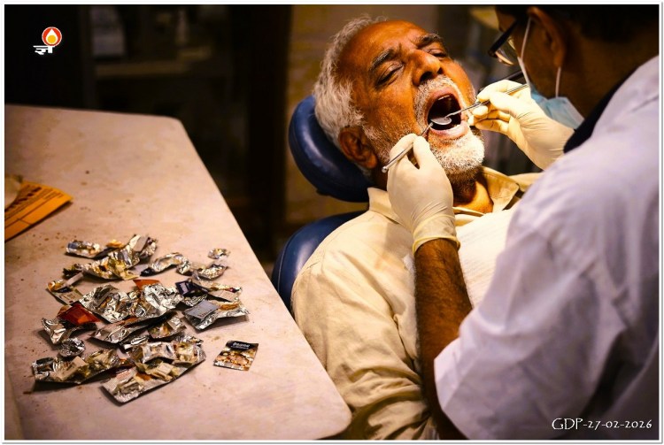 Dentist And Wrappers